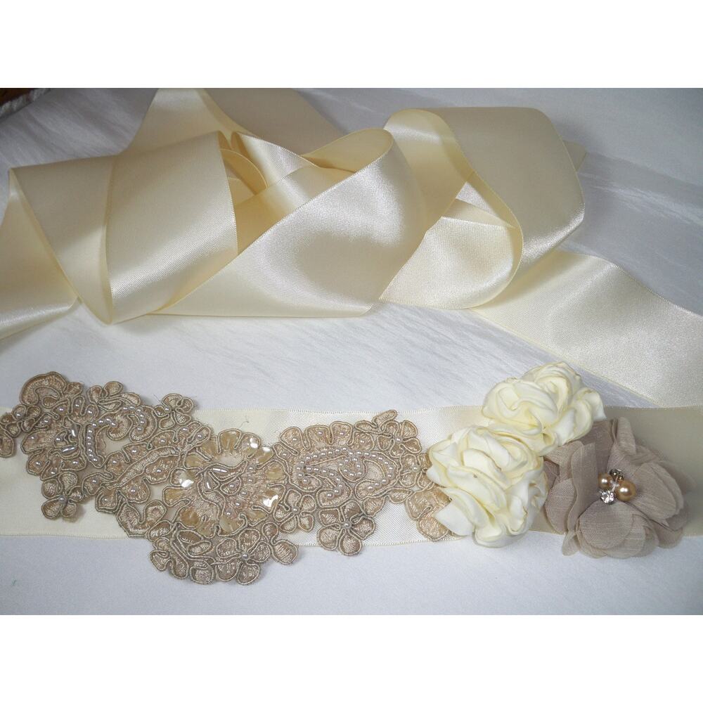 Ivory Pearl Beaded Floral Appliqued Bridal Prom MOB Party Formal Wedding Belt